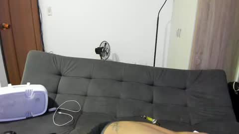 monkeyd_66 online show from January 5, 2025, 8:54 am