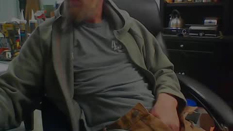 Snapshot of monkeypants0 chatting on September 25, 2025, 6:00 pm monkeypants0 online show from September 25, 2025, 6:00 pm