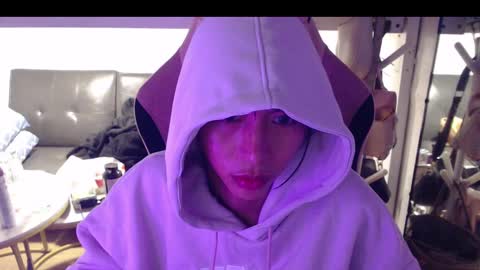 Snapshot of monstercockselfsuck chatting on December 8, 2024, 10:52 am ELYSE A SIMPLE GIRL online show from December 8, 2024, 10:52 am