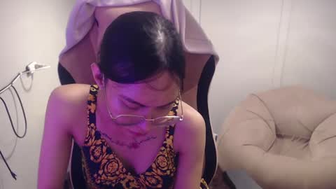 Snapshot of monstercockselfsuck chatting on February 11, 2025, 11:32 am ELYSE A SIMPLE GIRL online show from February 11, 2025, 11:32 am