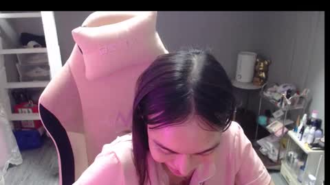 ELYSE A SIMPLE GIRL online show from January 17, 2026, 11:48 am