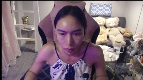 ELYSE A SIMPLE GIRL online show from April 8, 2026, 12:16 pm