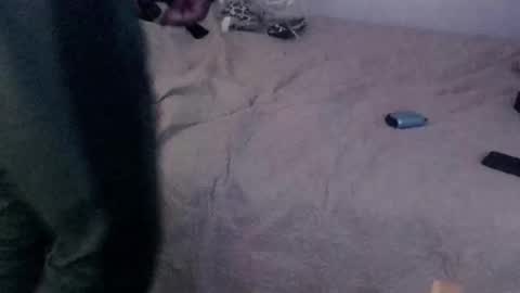 montydxxx2 online show from February 22, 2026, 2:24 am