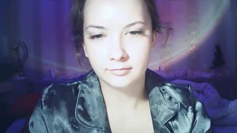 Snapshot of moodiemira chatting on February 4, 2026, 4:57 pm moodiemira online show from February 4, 2026, 4:57 pm