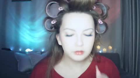 Snapshot of moodiemira chatting on February 23, 2026, 4:26 pm moodiemira online show from February 23, 2026, 4:26 pm