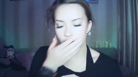 Snapshot of moodiemira chatting on February 25, 2026, 6:06 pm moodiemira online show from February 25, 2026, 6:06 pm