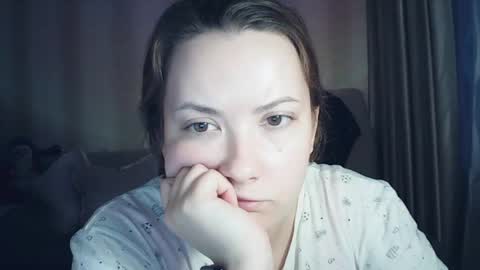 moodiemira online show from April 9, 2026, 4:12 pm