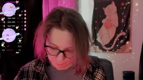 Roxy online show from October 30, 2025, 7:58 pm