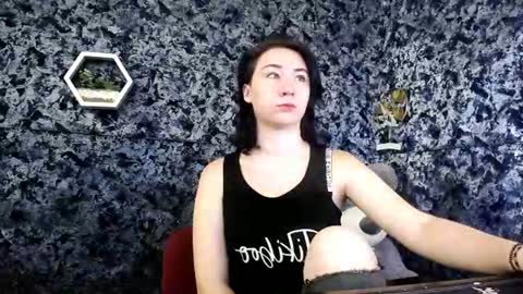 Diana online show from July 14, 2026, 5:01 am