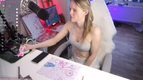 Snapshot of moon_nymph chatting on March 8, 2025, 2:08 pm Moon Nymph online show from March 8, 2025, 2:08 pm