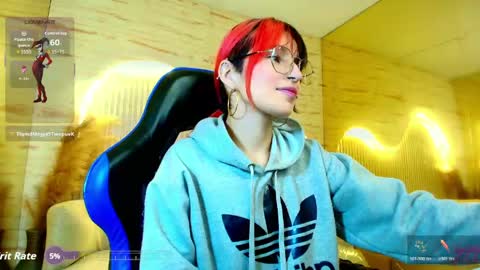Snapshot of moon_red_r chatting on May 9, 2026, 1:49 pm Moon online show from May 9, 2026, 1:49 pm