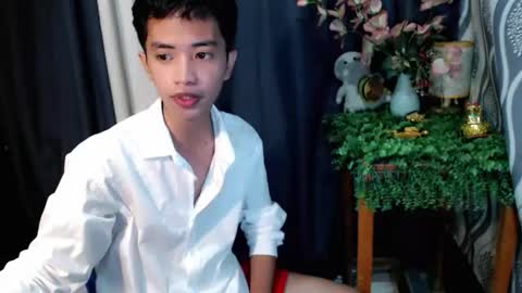 Snapshot of moonboy398577 chatting on February 12, 2026, 8:31 am Josh online show from February 12, 2026, 8:31 am