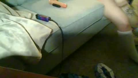 Snapshot of moonbutterfly94 chatting on December 27, 2024, 8:45 am moonbutterfly94 online show from December 27, 2024, 8:45 am