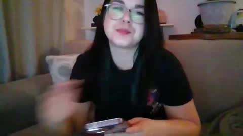 moonbutterfly94 online show from March 7, 2026, 7:49 am