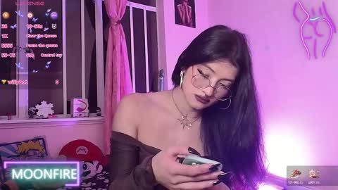 Snapshot of moonfiredance chatting on March 4, 2025, 5:32 am Nicky  online show from March 4, 2025, 5:32 am