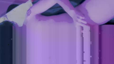 Moonless online show from October 20, 2025, 1:50 am