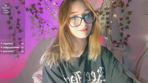 Snapshot of moonlight__lovers chatting on December 6, 2024, 3:00 pm Dana online show from December 6, 2024, 3:00 pm