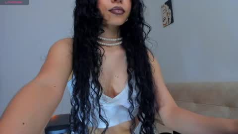 Snapshot of moonmadison chatting on May 21, 2026, 4:25 pm Madison online show from May 21, 2026, 4:25 pm