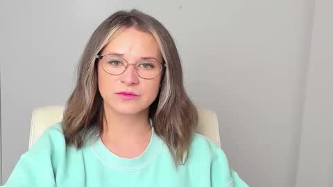 Susanna online show from November 28, 2025, 12:08 pm