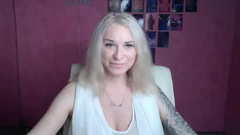 Susanna online show from July 3, 2026, 11:27 am