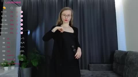 Snapshot of moranabetony chatting on February 4, 2026, 5:24 am Morana online show from February 4, 2026, 5:24 am