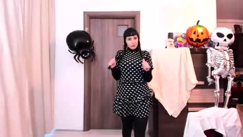 Carina online show from November 1, 2025, 5:20 am