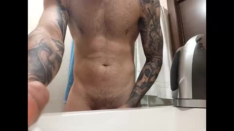 Snapshot of morenoguapo24 chatting on December 18, 2024, 7:41 pm Cloud Strife online show from December 18, 2024, 7:41 pm