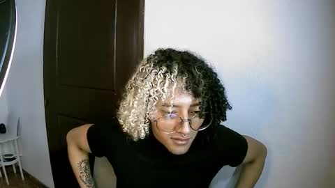 Danny  online show from December 19, 2025, 3:08 pm