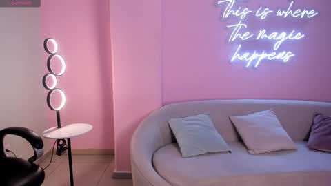 Morgan Hicks online show from February 23, 2026, 7:55 pm