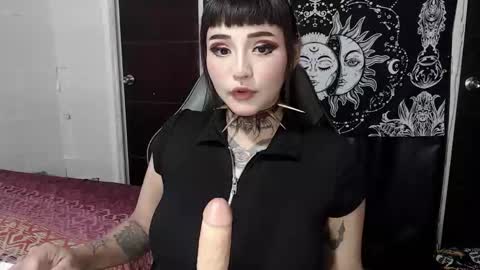 Morgan Moon online show from October 25, 2025, 10:15 pm