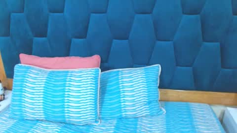 morrigan_luxus online show from November 14, 2025, 12:20 am