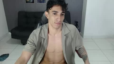 Snapshot of morrison_jimm chatting on February 19, 2026, 6:31 am santii online show from February 19, 2026, 6:31 am