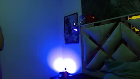 Morticia online show from February 18, 2026, 3:02 am