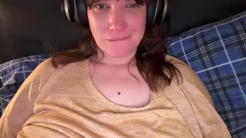 Mossy Mommy online show from May 9, 2026, 12:49 am
