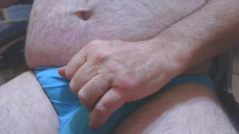 Snapshot of moth12 chatting on December 8, 2024, 11:24 am moth12 online show from December 8, 2024, 11:24 am