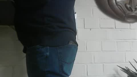 Snapshot of motofann2 chatting on January 21, 2025, 11:24 am motofann2 online show from January 21, 2025, 11:24 am