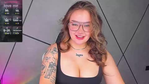 Carolina online show from October 23, 2025, 7:23 pm