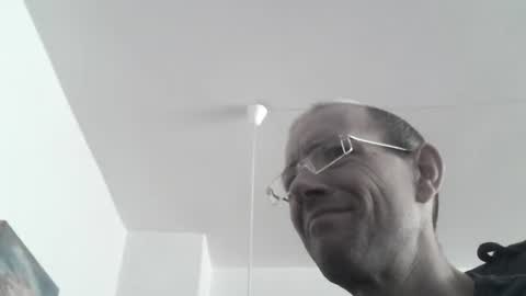 Snapshot of moviem1978 chatting on January 12, 2025, 11:07 am Frederik online show from January 12, 2025, 11:07 am