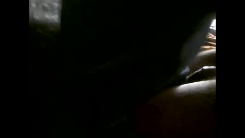 Snapshot of mowgli1977 chatting on May 18, 2026, 8:31 am mowgli1977 online show from May 18, 2026, 8:31 am