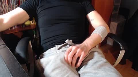 Snapshot of mpmimp chatting on January 12, 2025, 5:01 pm mpmimp online show from January 12, 2025, 5:01 pm