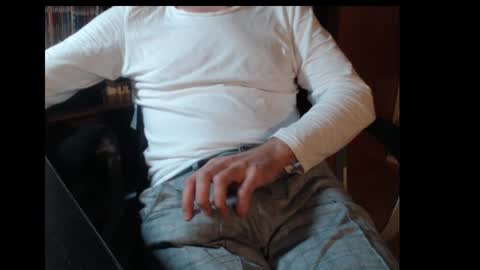 Snapshot of mpmimp chatting on October 18, 2025, 11:05 pm mpmimp online show from October 18, 2025, 11:05 pm