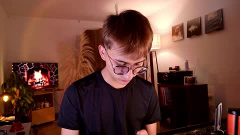 Mr Evans online show from November 2, 2025, 2:30 pm