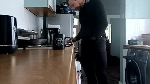 mr_i_ online show from January 21, 2025, 11:13 am