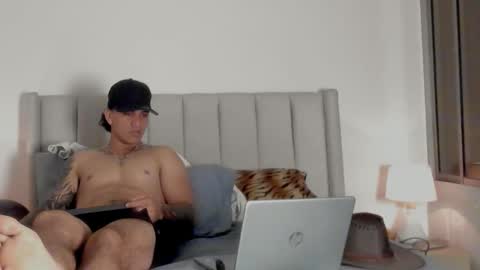 mr_maximo online show from March 28, 2026, 5:40 am