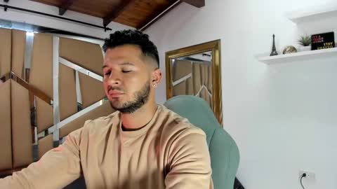 MIKEE online show from February 24, 2025, 3:02 am