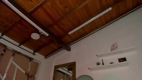 MIKEE online show from March 6, 2025, 6:08 am