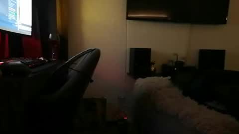 Dannys online show from December 4, 2024, 1:25 am