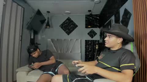 mr_mois online show from July 10, 2026, 5:34 am