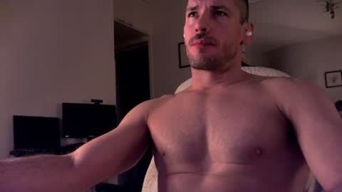Snapshot of mr_th0m chatting on June 18, 2026, 4:46 am Thomas A. online show from June 18, 2026, 4:46 am