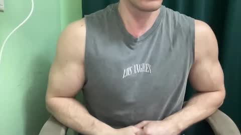 Mrbiceps23 online show from December 15, 2024, 1:11 pm